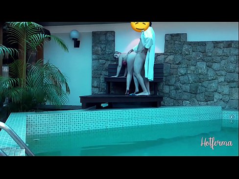 ❤️ Šef poziva sobaricu na bazen, ali nije mogao odoljeti vrućini ❤️❌ Jebeni video  na bs.pornxlxx.ru ﹏
